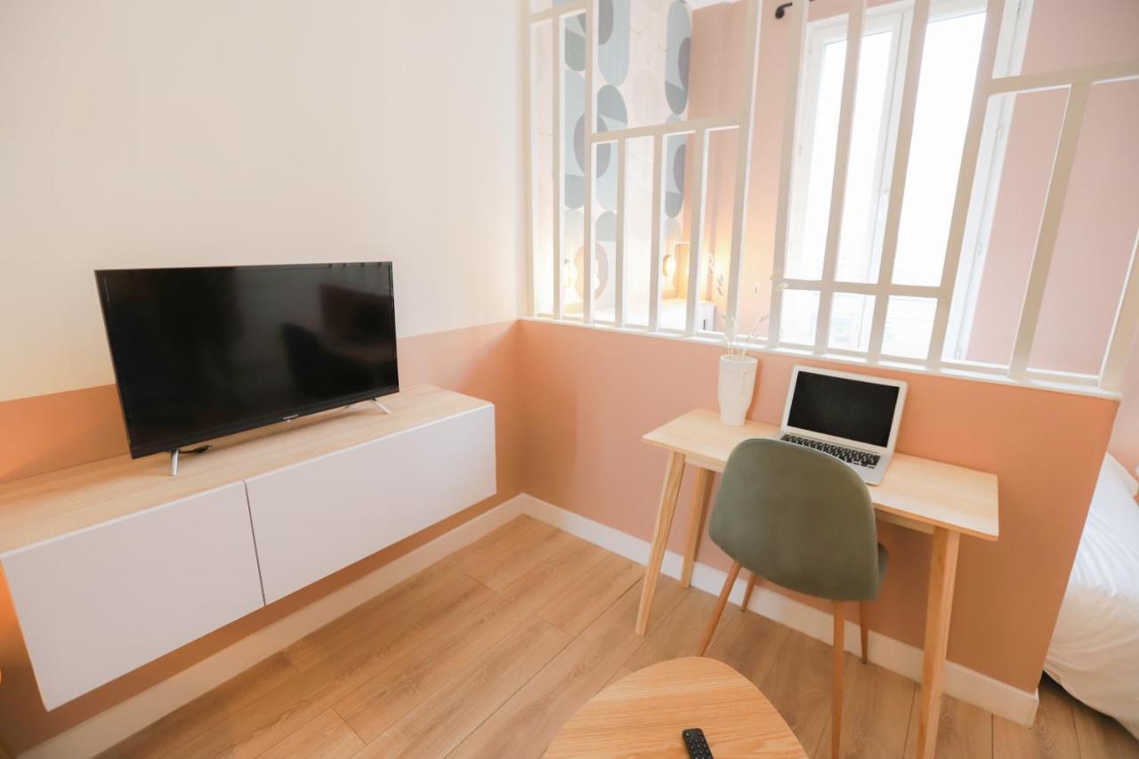 Appart' Pink Cosy 5min Rer Proche Paris Apartment